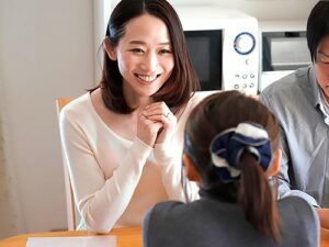 【無料 おためし エロ動画】水戸かな「まさか、ウチの嫁と友達が…」色白美肌が美しい人妻熟女の寝取られセックス！