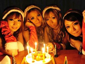 メリークリスマス☆”性交の夜にエロサンタからのプレゼント♥極上パイズリ生中出し乱交！【天鹿】