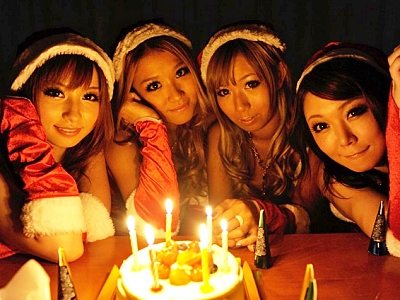 メリークリスマス☆"性交の夜にエロサンタからのプレゼント♥極上パイズリ生中出し乱交！【天鹿】