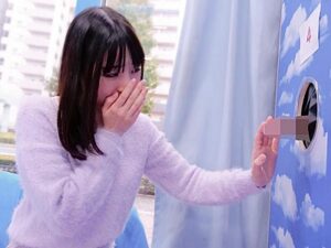 《mm号。 ×素人ナンパ》壁チンポに恥ずかしがる彼氏持ちの美少女jdと気持ちいいセックス♡手コキフェラして寝取られ挿入して中出し！【天鹿】