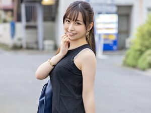 恥じらい：セクシーギャルつむぎが手コキで潮吹き＆パンパン！お金に困っている女の子とオナニー＆セックス！【天鹿】