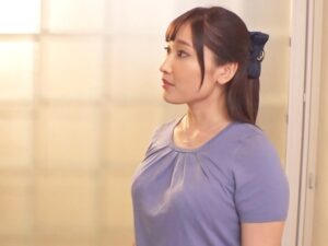 TOMODACHIの母親は旧知の仲♫人妻×丹羽すみれ♫むっちり巨乳を揉みしだき、手マンでイカせる♫濃厚キスとおしゃぶり♫婚外セックス【天鹿】