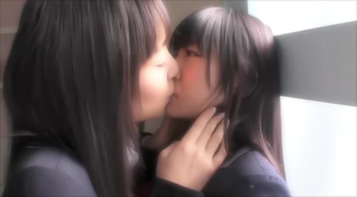 154087 "レズ "緊縛ムチを受ける"ユーリ"! "サヨ"!誤解です!嘘ついても無駄だよ!学校中の噂になってる!【天鹿】