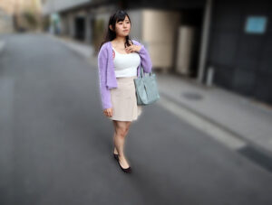 【FANZA 動画】悪魔のような強姦魔たちが一人暮らしの女子大生を狙い、家に押し入り、無理やり中に入れて性行為をする。【エロ動画 天鹿レビュー】