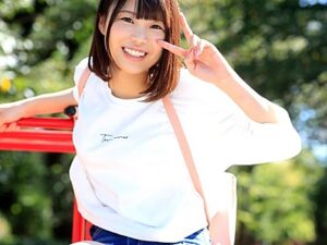 引き締まった身体からエロさが溢れ出る美乳娘が極太レア欲しがる。……【エロ動画 天鹿】
