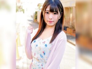 【シロウト】パンティにシミがつくほどの素股！発情したJDのマンコに生挿入セックス【天鹿】