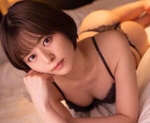 「なんで放っておけないの？処女なのに♥」同級生のムカつく女と研修先で相部屋になった。【エロ動画 天鹿】
