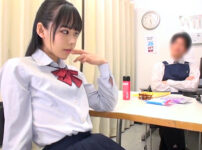 エロ漫画 同人 レビュー 天鹿 | 深田映美】のあらすじ］美乳美女-人前で我慢できず、隠れながら男を襲って大暴れ！【エロ動画 天鹿】