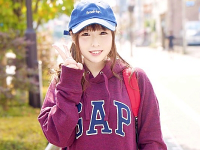 MM] スレンダーでキュートなJDがピストンにハマった!スレンダーでキュートなJDがピストンにハマった！若いワレメに我慢できず、中出しセックス！【エロ動画 天鹿】