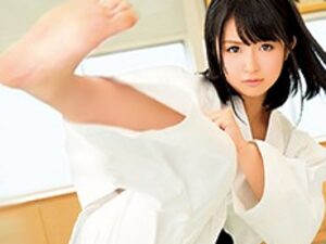 <3P>空手少女を道場で犯す！電マで陰核を刺激して愛液をベタベタさせ、しゃぶらせ突かせる！【エロ動画 天鹿】