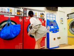 To coin laundry with An