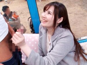 【mm号】旦那より大きいチンポのせいで膣キュン♥巨乳妻が生脚で我慢の限界！不倫挿入で中出し！【エロ動画 天鹿】