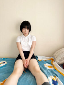 【新作 エロ動画】すごい炉を見てください！家出少女はムッツリスケベ。【DUGA】