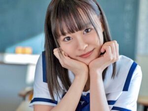 指をしゃぶるとき、勃起したチンコもしゃぶる……チラッとチンコを見ると、ますます疼き、キツキツのアソコに包み込む。【エロ動画 天鹿】