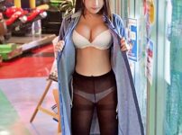 エロ漫画 同人 レビュー 天鹿 | 素人妻】。］癒し系美人妻が巨根学生とワンナイトラブを計画したら、巨乳を揉まれパンティを手マンされる。【エロ動画 天鹿】