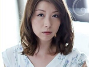 加藤ツバキ〚清純そうな不倫妻が夫の命令で他の男のチンポをしゃぶり、クンニで激しくイキまくる☆☆☆勃起した乳首を吸われ、バックで犯され、中出しされる【エロ動画 天鹿】