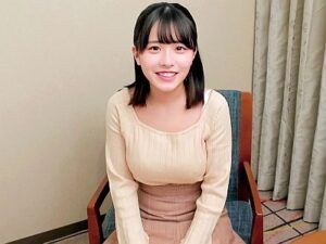 素人ナンパ師：上京したての童顔巨乳未経験ティーンエイジャーが素股に興奮し、田舎娘と本番セックス。フルフェラされた後、濡れ濡れのマンコに挿入される！【エロ動画 天鹿】