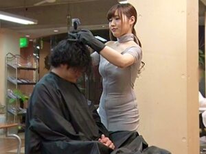 痴女】店内でこっそりおっぱいを押し付けて誘惑してくるエロすぎるイケメン女性との着衣セックス。【エロ動画 天鹿】