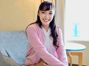 〚素人熟女〛57歳元モデルの巨乳美熟女と秘密の情事、柔らかな胸を揉みしだく★★M字開脚でクリトリスと膣を責めて挿入他の男のペニス【エロ動画 天鹿】