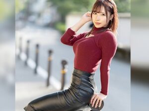 〈NTR〉ボンキュッボンの若妻のワレメを指で湿らせたりケツにオイル塗りクンニして肉棒をしゃぶらせてる〈不倫〉【エロ動画 天鹿】