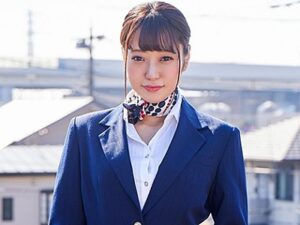 MM〚超可愛い現役CAが外から丸見えの部屋で美巨乳を揉まれ手コキ〚意外に卑猥なフェラテクを披露し、本気の喉奥へ！【エロ動画 天鹿】