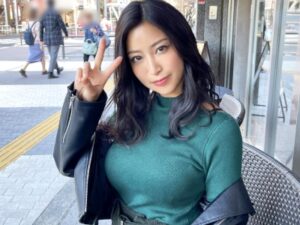 超美人な巨乳お姉さん♥お小遣いのためなら何でもしてくれます♪中出しセックスまで！ ?【エロ動画 天鹿】