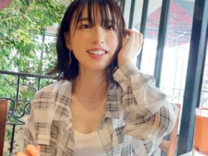 スレンダーな美人さん♪セックス動画ではドスケベに変身して何度も嬉しそうに昇天してます笑【エロ動画 天鹿】