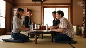 【咲月芽衣】「夫には言えない…」町内会の男達と禁断の関係に陥った巨乳妻の秘密の時間【エロ動画 天鹿】