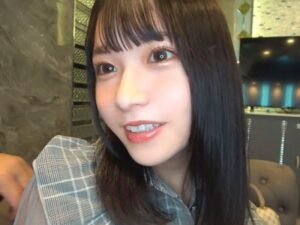 マッチングアプリで美少女と知り合い、美乳を揉みしだき、手マンでイカせる。【エロ動画 天鹿】