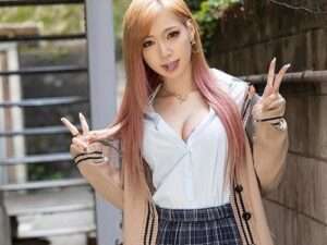 デビュー作】20歳で高卒の金髪ギャルがAVデビュー！ハードなセックスが大好きで、奉仕されながらぶっかけられる美人ドM！【エロ動画 天鹿】