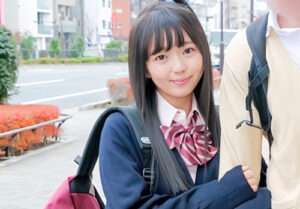 スレンダーで貧乳のぽっちゃり美少女ロリ娘が、彼氏のチ○ポ当てゲームで寝取られてナカ出し！【エロ動画 天鹿】