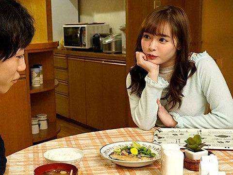 幼なじみ】夫婦の悩みを相談しながら...。妻の留守中に子作りの練習をしながらセックスする男...。【エロ動画 天鹿】