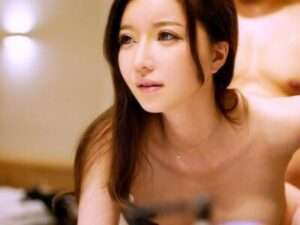 美人妻 セックスレスの夫が風俗通いをやめないのでAVデビューしました！美しいハーフ顔でイキまくる姿に勃起不可避！【エロ動画 天鹿】