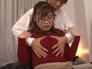 【家庭教師】ノーブラの胸が気になって勉強に集中できない…服の上から揉んで興奮させて勝手にやっちゃう【エロ動画 天鹿】