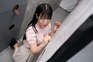 【新作 エロ動画】ペニストンネルを無事通過したら100万円！【DUGA】