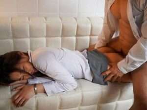 女上司：ずっと部長とセックスしたかった…。出張先で豹変した部下に無理やり犯され絶頂する女上司…【エロ動画 天鹿】