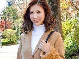 <プライベート流出>素人45歳◆美魔女！エロエロ人妻熟女がAV出演！ラブホテルで人妻イラマチオ＆不倫セックス！【エロ動画 天鹿】