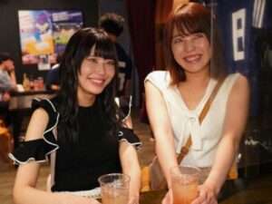 美乳の美女達がバーで次々と淫らな行為をされ、逃げることもできずに昇天してしまう。【エロ動画 天鹿】