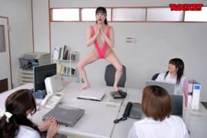 【新作 エロ動画】恥ずかしいセックス●●パチンコ水着でトレーニング【DUGA】