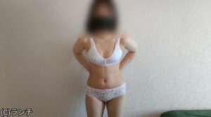 【新作 エロ動画】JC2] パイパンオナニーパイパンオナニーJC 鈴◯ 4歳 糸オナニー【DUGA】