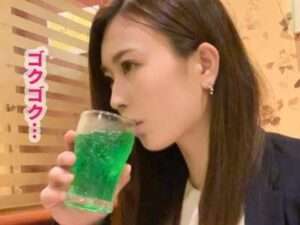 ムラムラ強制発情中の26歳OLがベロチューバックファックで小悪魔3Pに参加！【エロ動画 天鹿】