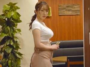 ドラマ×寝取られ：巨乳人妻の誘惑と生チ○ポの交わり！爆乳人妻のアソコに大量のザーメンがぶち込まれて感じまくる！【エロ動画 天鹿】