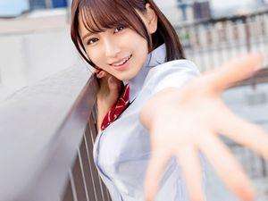 ＜巨乳JK＞制服姿の美人女子高生と完全主観セックス！可愛い顔してフェラチオしたり乳首舐めたり手コキしたり！おっぱいを揉まれエロい着衣セックス！【エロ動画 天鹿】