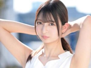 AVデビュー】21歳の女子大生が恥ずかしがりながらカメラの前で全裸に！乳首とアソコを入念にいじられ、イクのが止まらない♡！【エロ動画 天鹿】