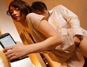 美しい妻が同窓会に行って帰ってこない……。【エロ動画 天鹿】