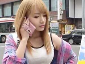 Gカップ巨乳の金髪ギャルがドレス姿でスケベな流れにケツを突っ込まれる社内企画「サボり仕事」！電マ調教や大量潮吹きもあり！【エロ動画 天鹿】