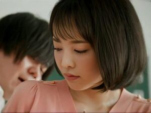 女教師に手を出してトイレでフェラで脅し、体育倉庫で不倫NTR騎乗位セックスをした結果。【エロ動画 天鹿】