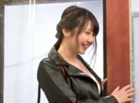 エロ漫画 同人 レビュー 天鹿 | 【無料 おためし エロ動画】<女子>引きこもりのおじさんをパンティで誘惑！ロリ系制服ヤリマンJKが連続射精追っかけピストンで痙攣イキ......絶倫ナカダシで密着パコパコ!