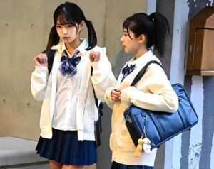 <真性レイプ>アプリで知り合った男に犯されナカダシされる激カワJKの衝撃レイプ映像！思う存分犯され続ける…。盗撮【エロ動画 天鹿】