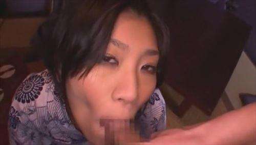 若奥様、拘束され、玩具で責められ、激しい快楽に身を任せる【エロ動画 天鹿】